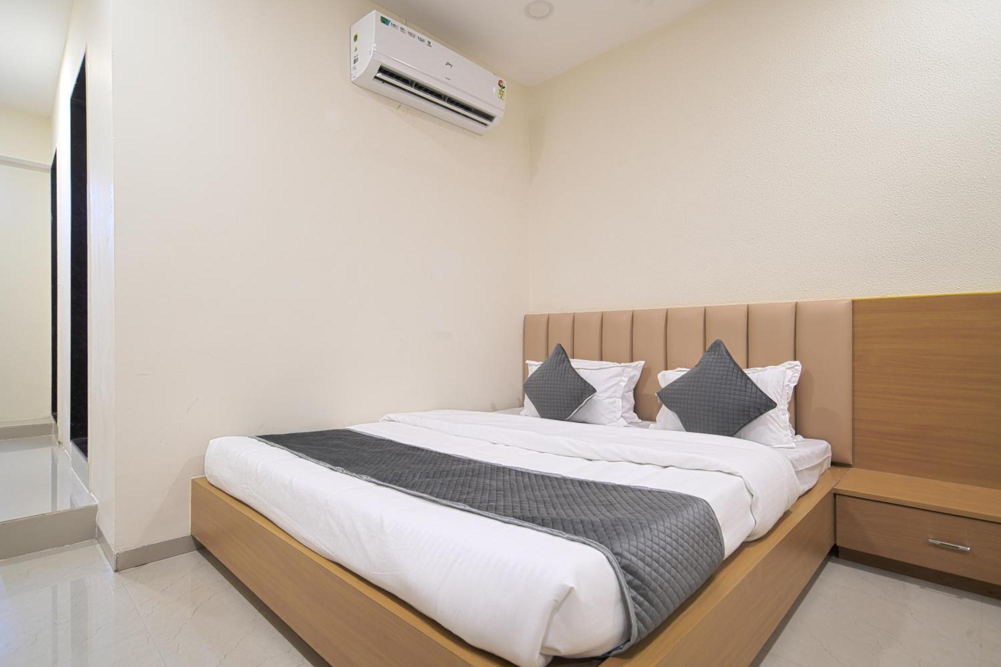 Hotel Shivlok Ujjain Zimmer foto