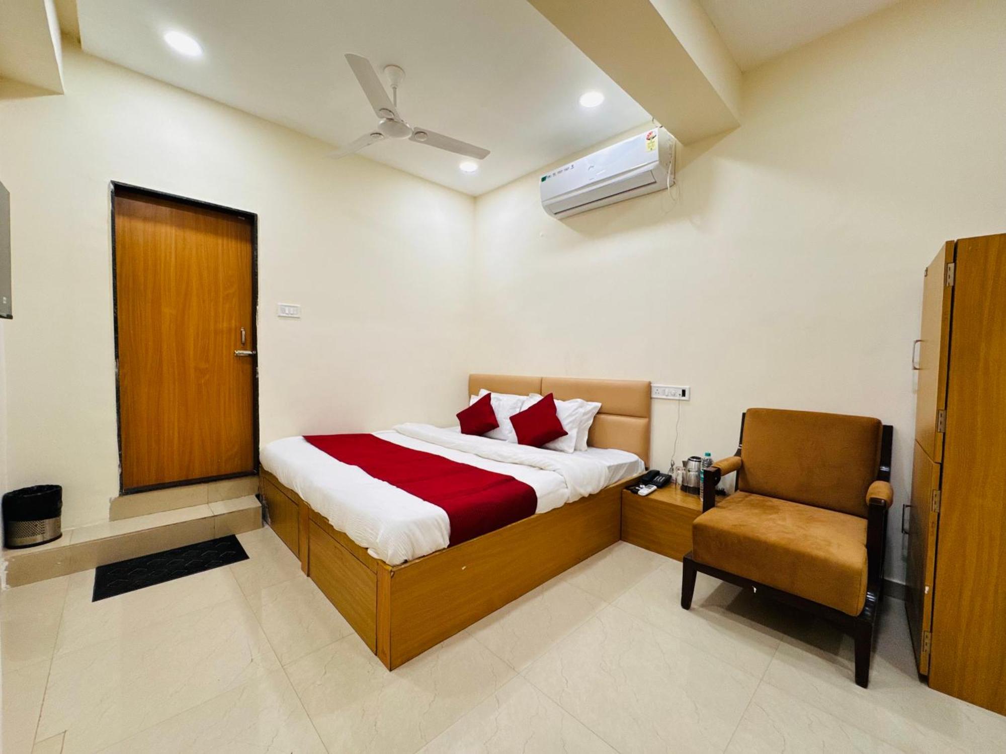 Hotel Shivlok Ujjain Exterior foto